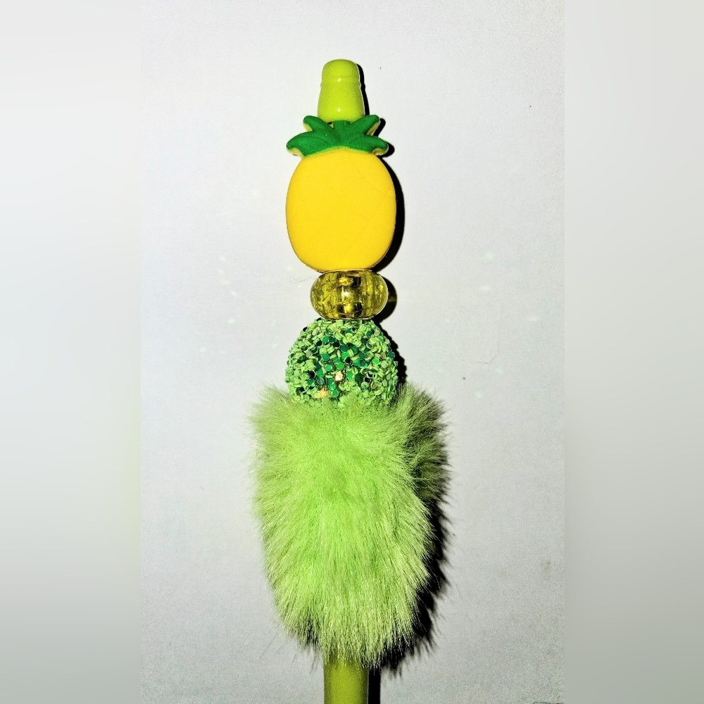 💛 PINEAPPLE - FLUFFY CHARM PEN